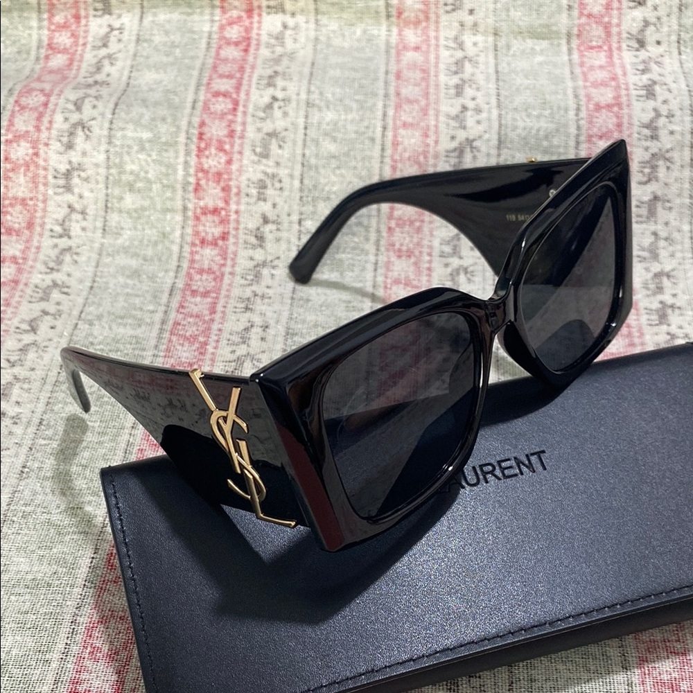 Saint Laurent Black Sunglasses
